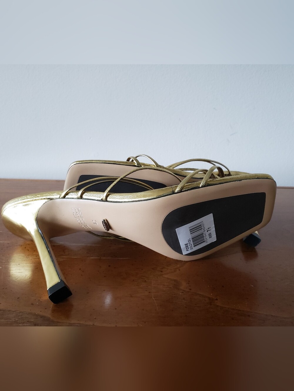 Tony Blanco Foxie Gold Square-Toe Women’s Shoes Size 7.5 - Picture 2 of 3